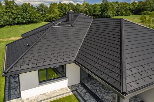 Dach po pożarze: formalności, dokumentacja i odporność na ogień